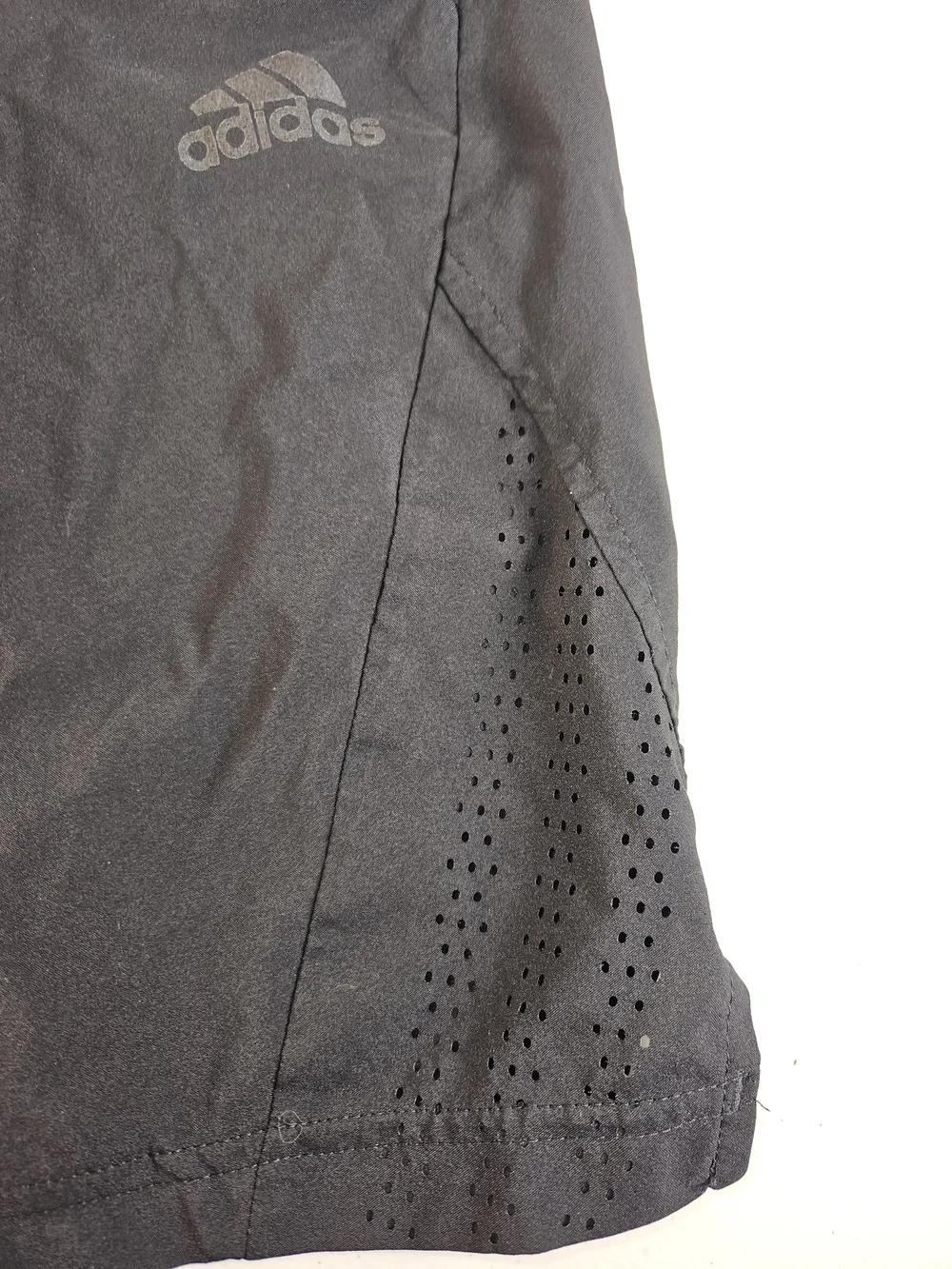 Adidas Men’s Black Athletic Shorts Size MEDIUM